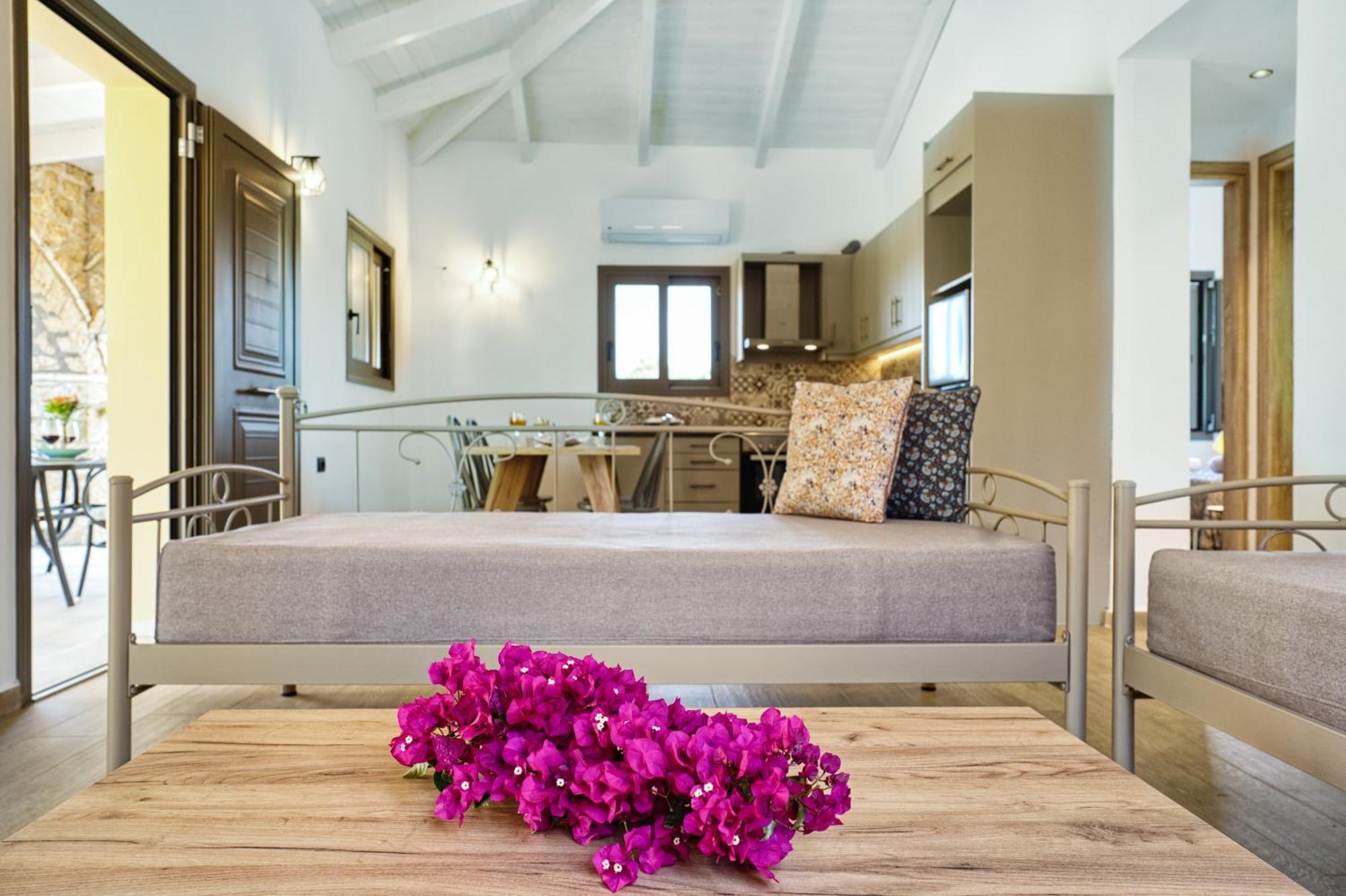 Astarte Villas - Astra Private Villas With Pool Vasilikí Eksteriør bilde