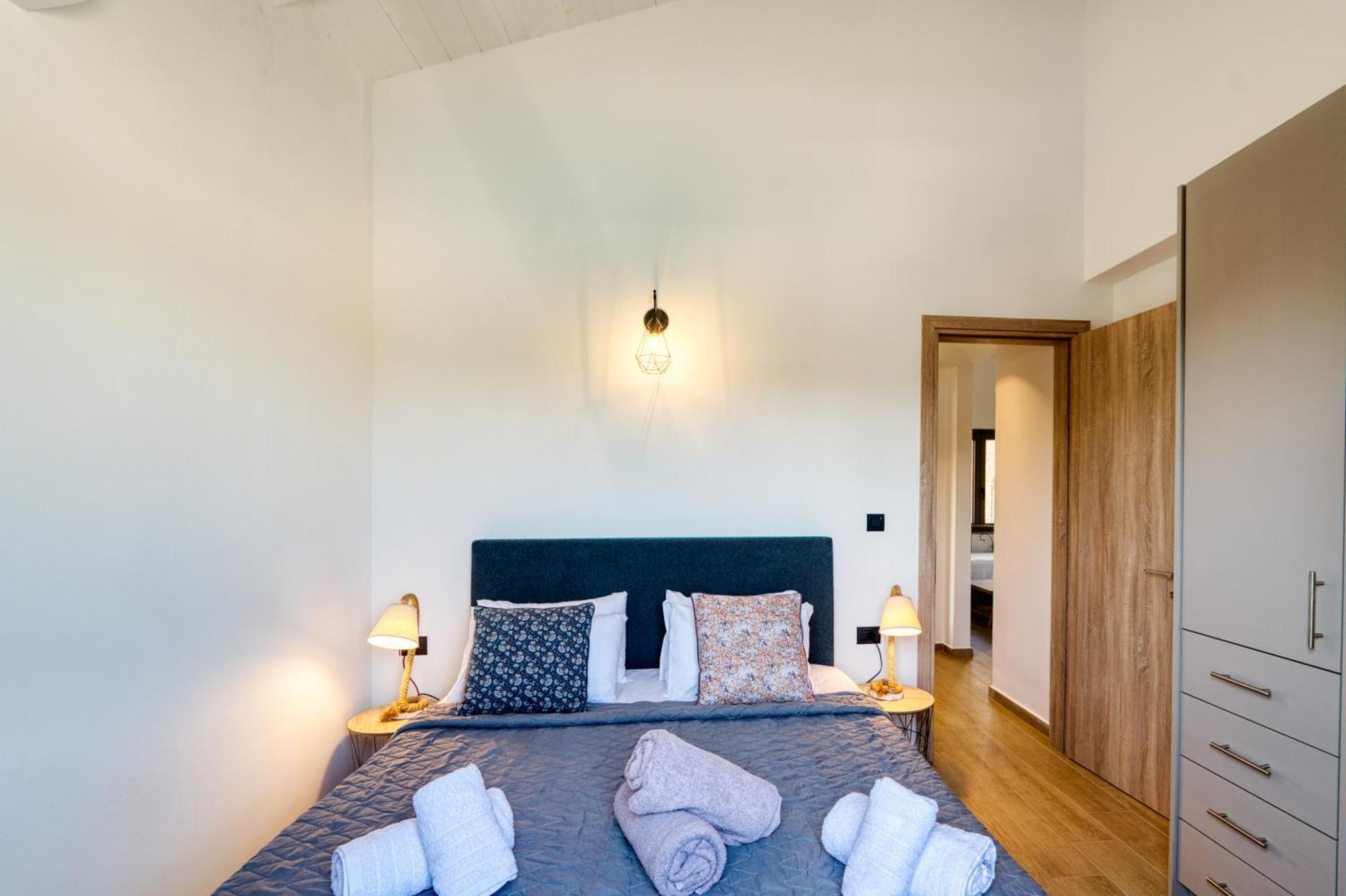 Astarte Villas - Astra Private Villas With Pool Vasilikí Eksteriør bilde