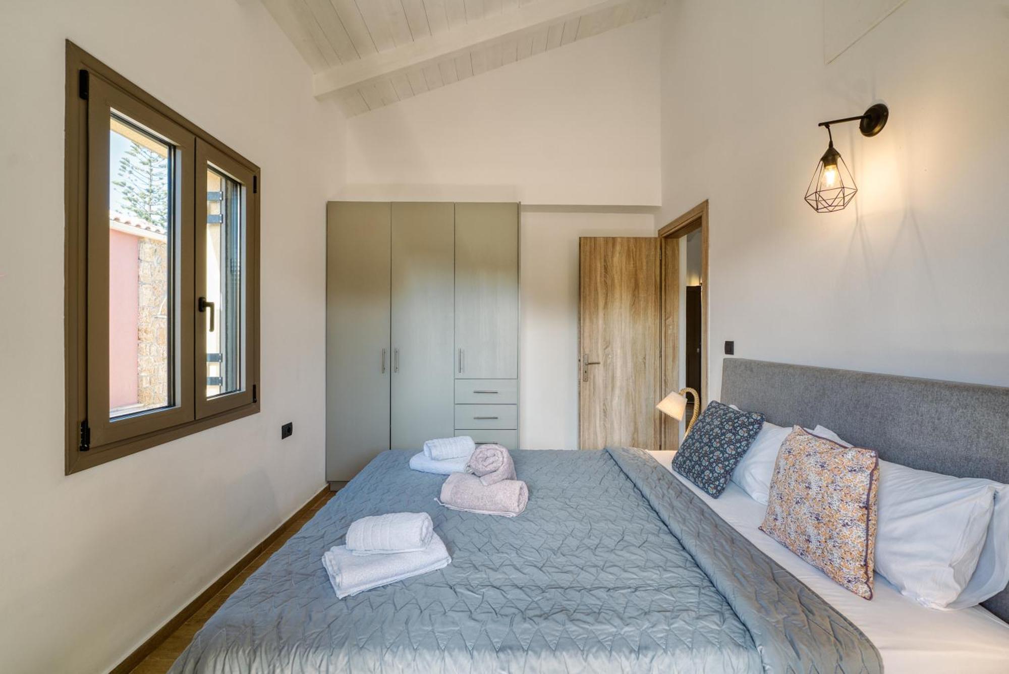 Astarte Villas - Astra Private Villas With Pool Vasilikí Eksteriør bilde