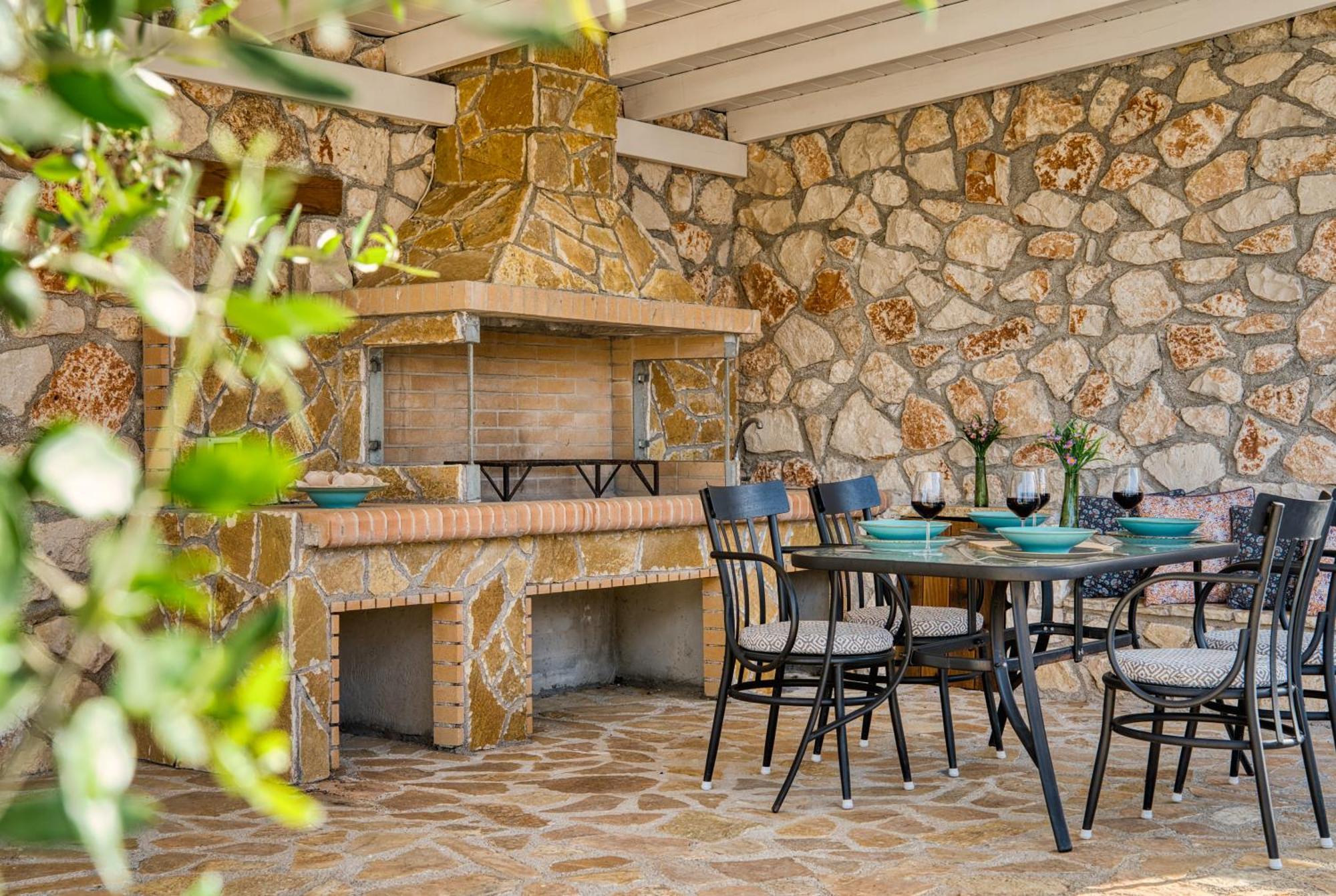 Astarte Villas - Astra Private Villas With Pool Vasilikí Eksteriør bilde